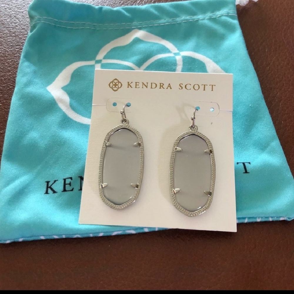 Kendra Scott Elle earrings in slate
